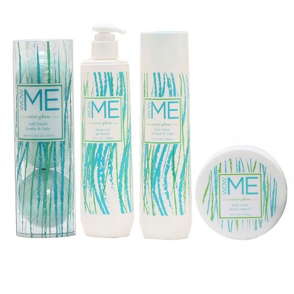 Wow Me Other - Coco-Glow Bath & Body Set by ME Makeover Essentials - White and Blue

NWOT

New
